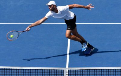 Analyzing tennis player form and performance statistics to gain profits